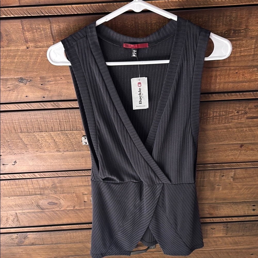 BKE Charcoal Sleeveless Blouse